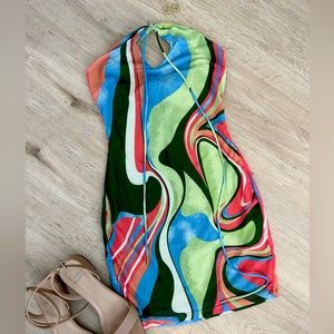 FLATTERING PARTY DRESS - BOUTIQUE